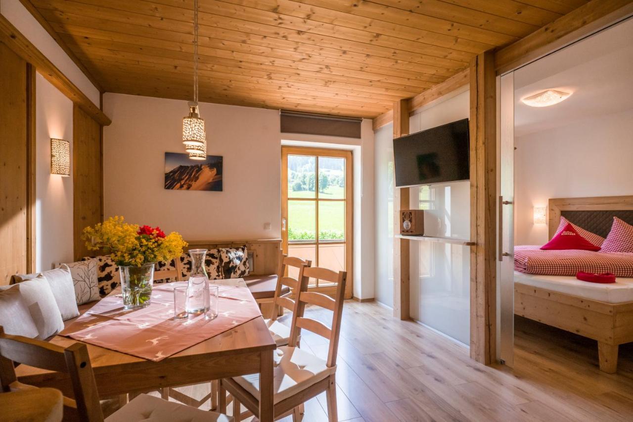 Grittlmuehle Chalet Ferienwohnungen Brixen im Thale Luaran gambar