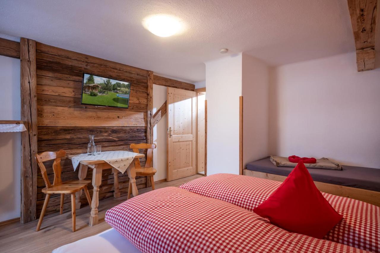 Grittlmuehle Chalet Ferienwohnungen Brixen im Thale Luaran gambar