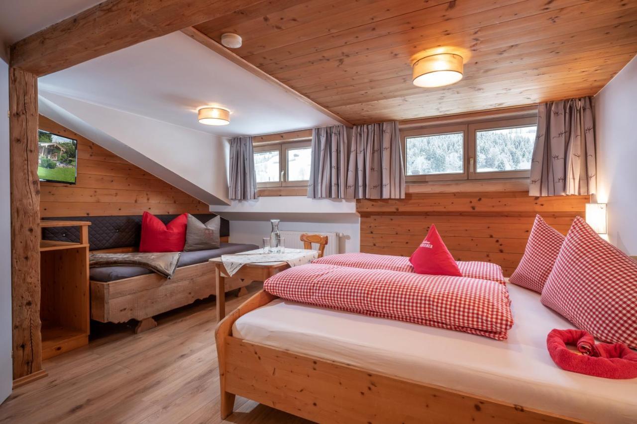 Grittlmuehle Chalet Ferienwohnungen Brixen im Thale Luaran gambar