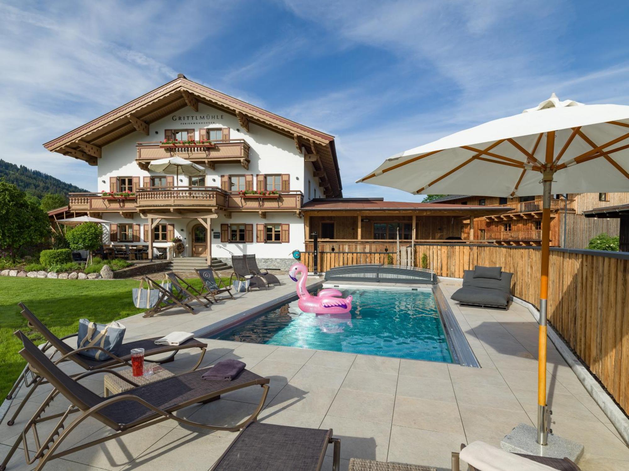 Grittlmuehle Chalet Ferienwohnungen Brixen im Thale Luaran gambar