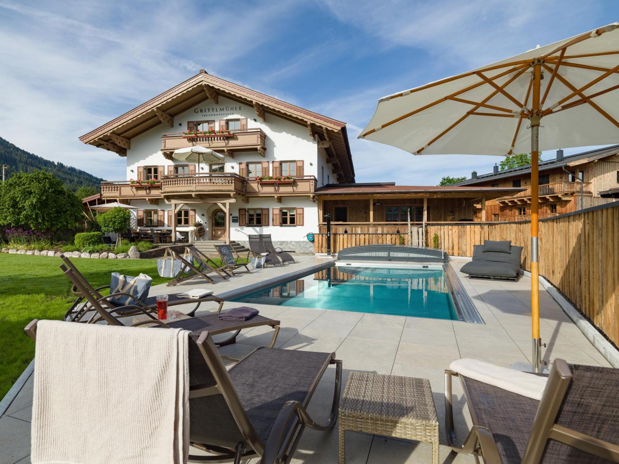 Grittlmuehle Chalet Ferienwohnungen Brixen im Thale Luaran gambar